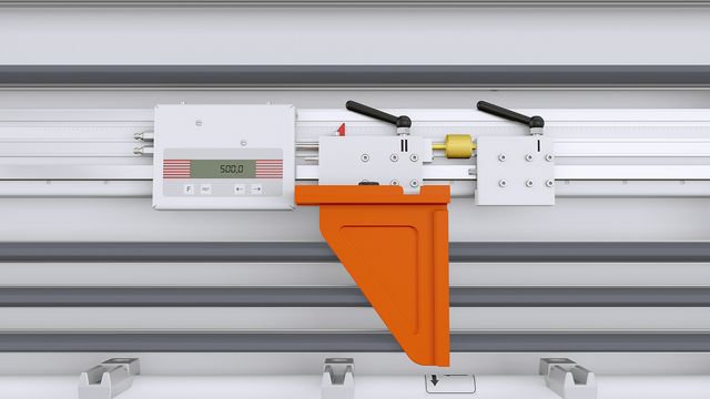 Longitudinal stop digital with fine adjustment