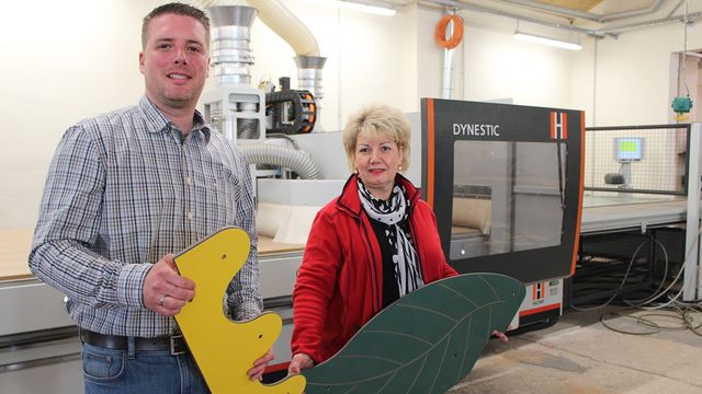 Très satisfait de la combinaison de stockage de plaques gigognes CNC en production - la référence Spielgeräte Sauerland