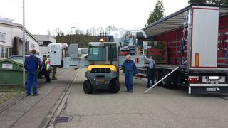 Bonne expérience avec la machine CNC HOLZ-HER PROMASTER 7125 et la machine à plaquer les chants Auriga 1308